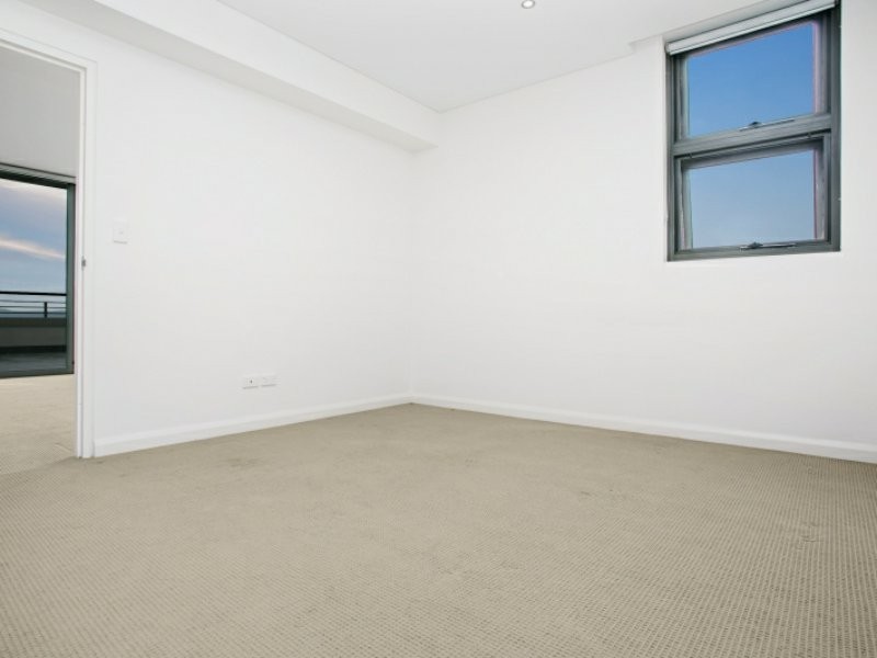 Unit 504/38 Smart Street, Charlestown NSW 2290