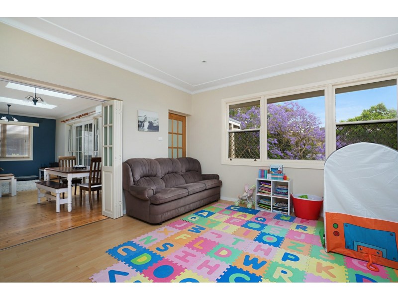 15 Roslyn Avenue, Charlestown NSW 2290
