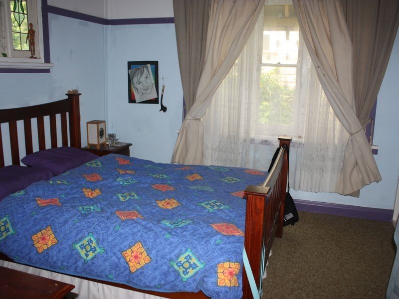 11 Edith Street, Waratah NSW 2298