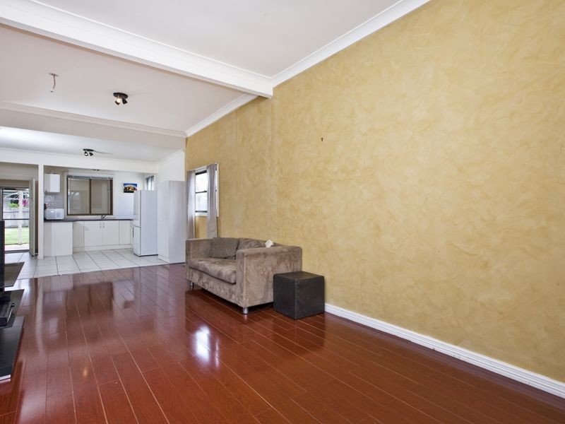 25 Russell Street, Cardiff NSW 2285