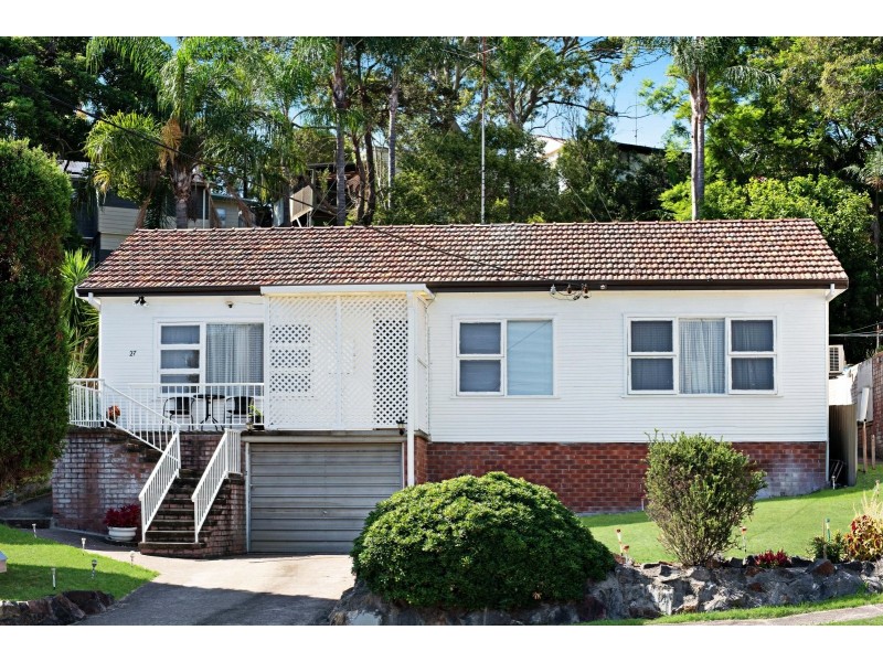27 Boronia Avenue, Adamstown Heights NSW 2289
