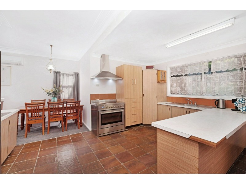 27 Boronia Avenue, Adamstown Heights NSW 2289