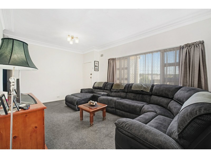 27 Boronia Avenue, Adamstown Heights NSW 2289