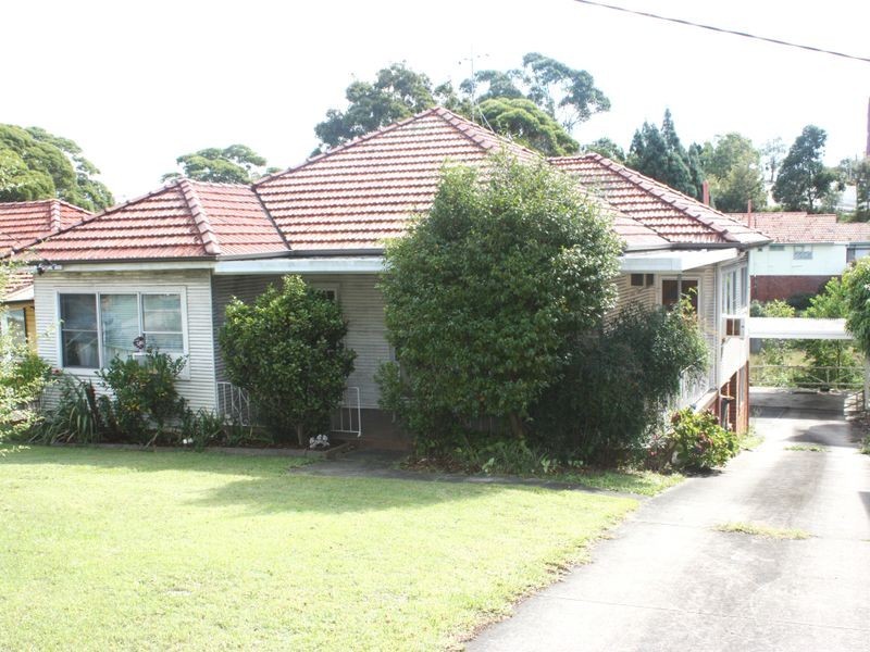 5 Hallvert Crescent, Charlestown NSW 2290