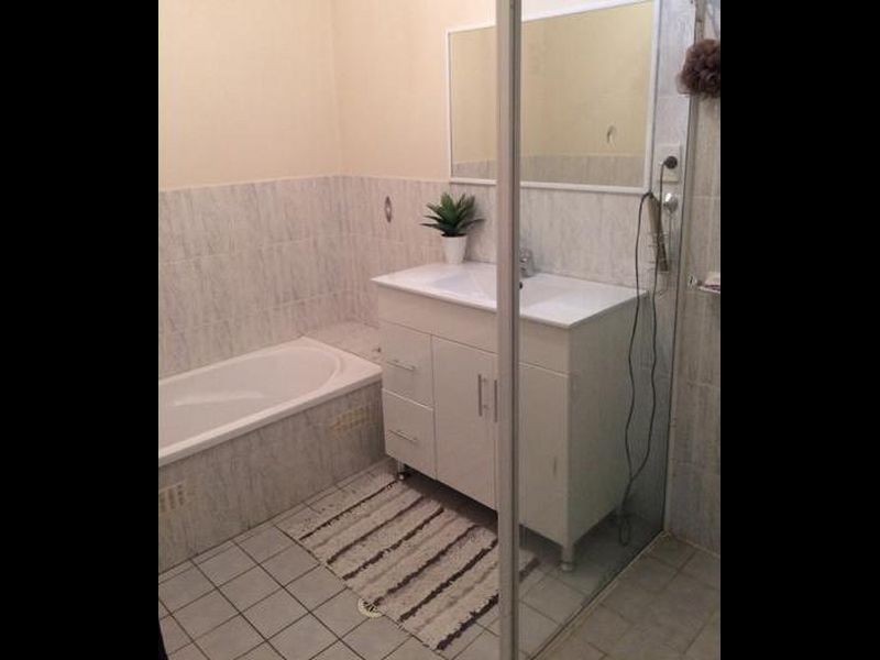 2/3a Stone Street, Cardiff NSW 2285