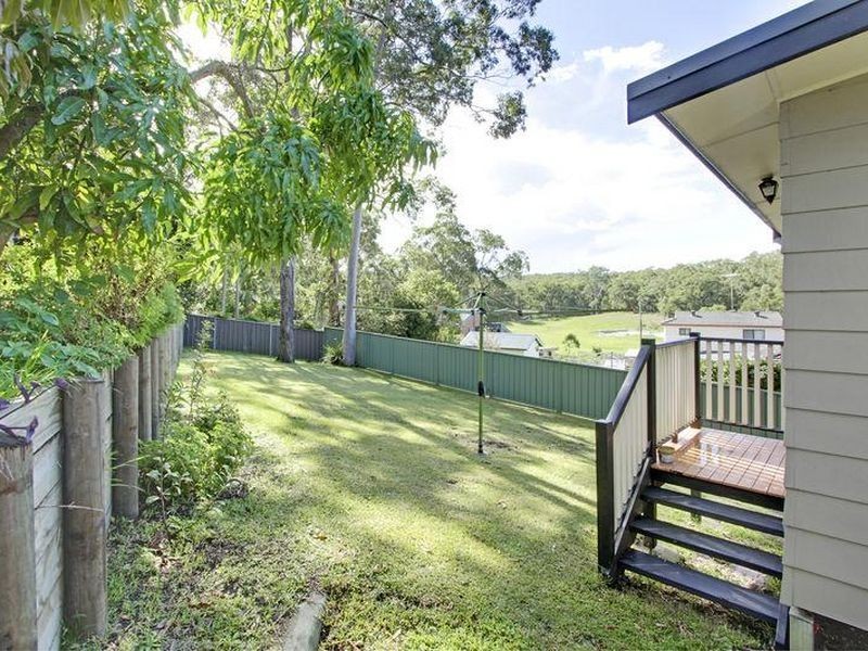 29 Blandford Street, Fennell Bay NSW 2283