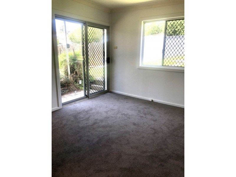 16a Hallvert Crescent, Charlestown NSW 2290