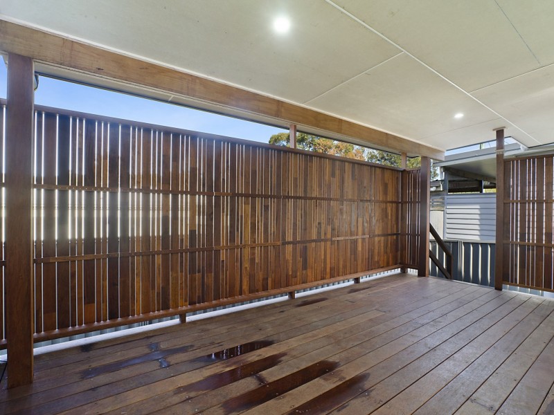 30 Warners Bay Rd, Warners Bay NSW 2282