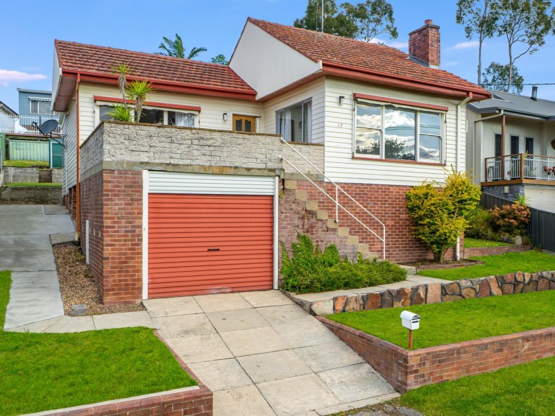 19 Joslin Street, Kotara NSW 2289