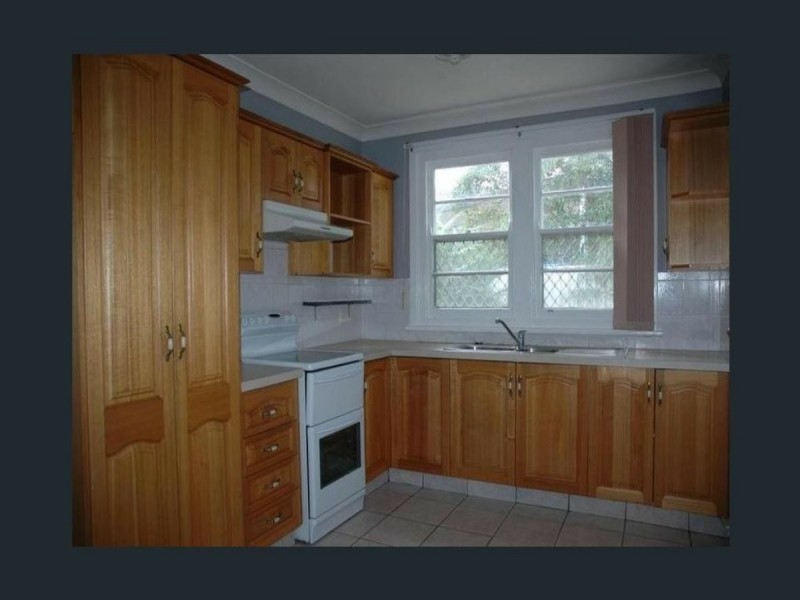 3 Broom Place, Gateshead NSW 2290