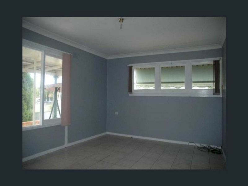 3 Broom Place, Gateshead NSW 2290