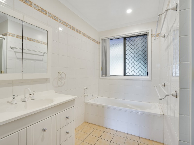 5 Gorton Close, Metford NSW 2323