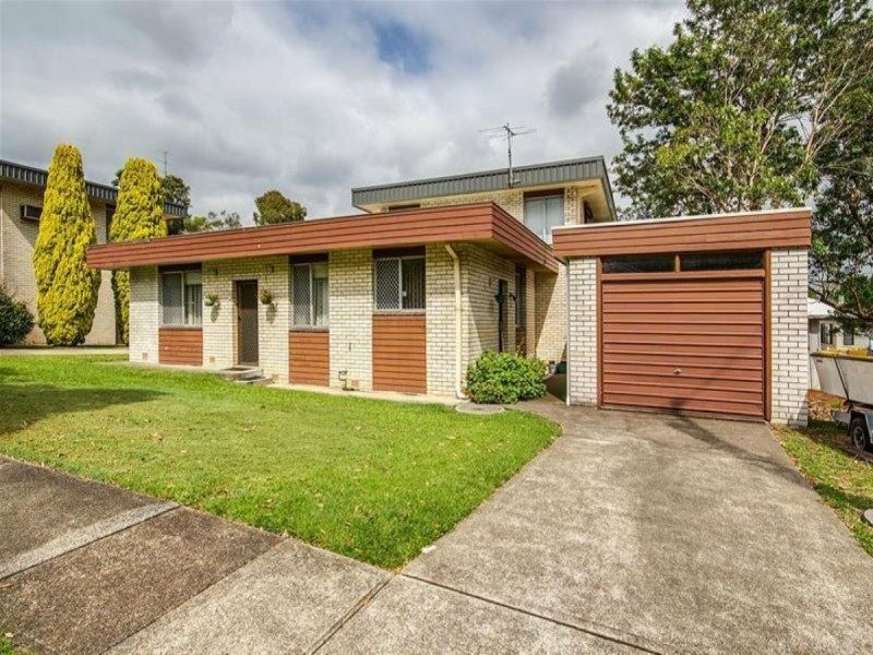 Villa 8/3 Harvard Close, Jesmond NSW 2299