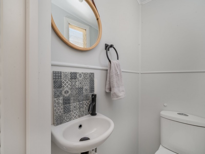 5 Hallvert Crescent, Charlestown NSW 2290