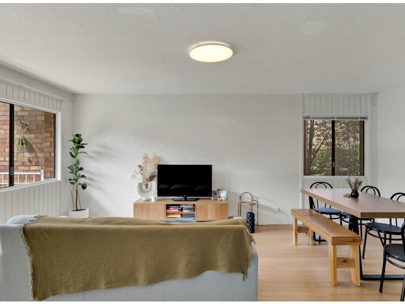 2/285 Pacific Hwy, Charlestown NSW 2290
