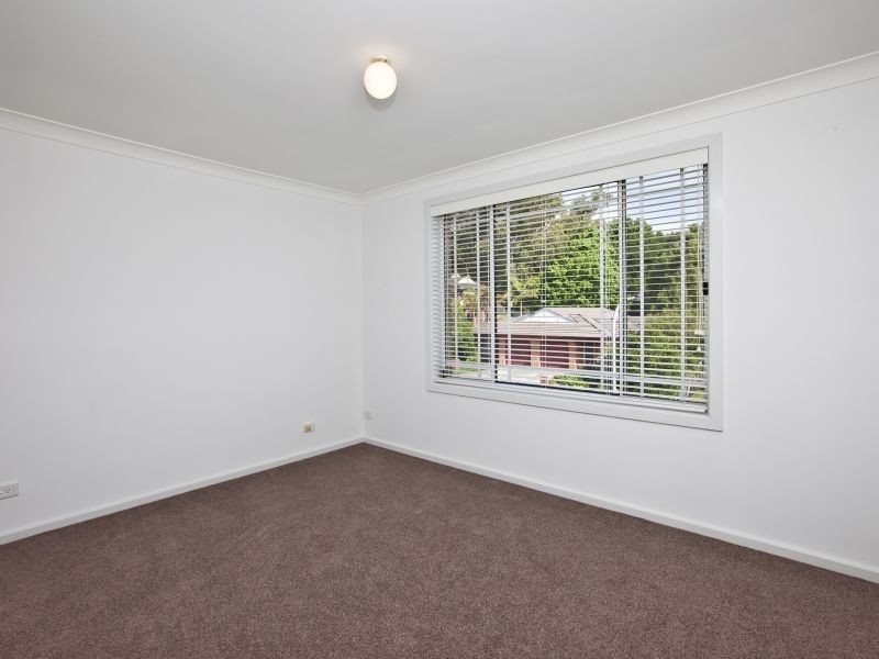 2/11 Madeleine Avenue, Charlestown NSW 2290
