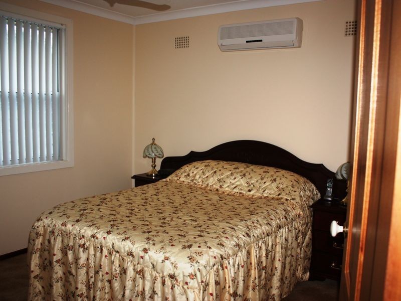 56 Coral Crescent, Gateshead NSW 2290