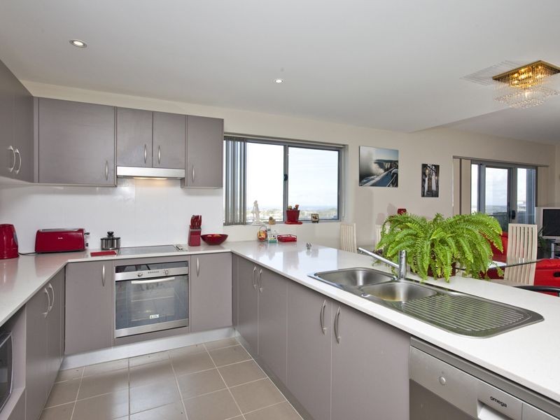 606/215-217 Pacific Highway, Charlestown NSW 2290