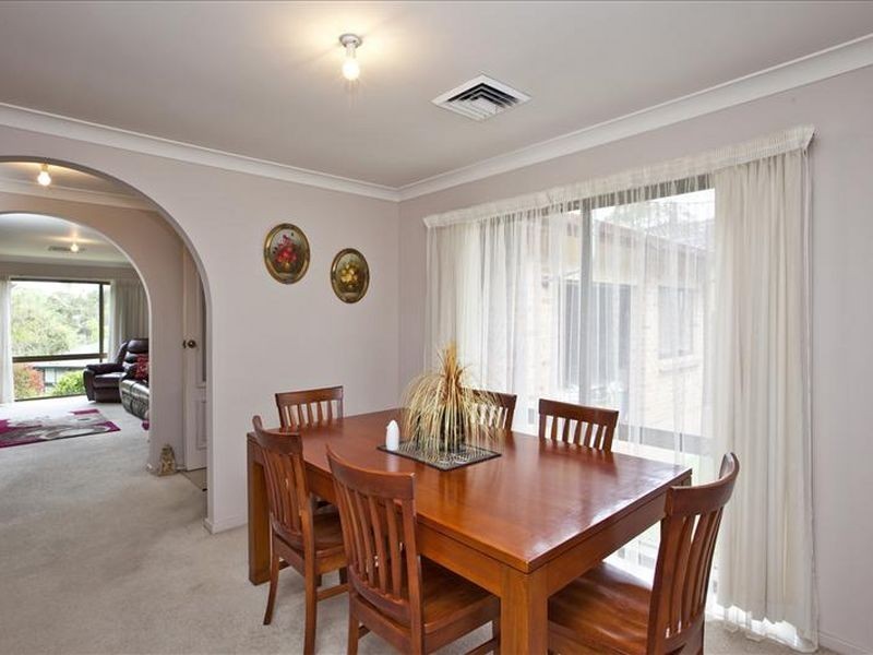 15 Rothbury Street, Eleebana NSW 2282