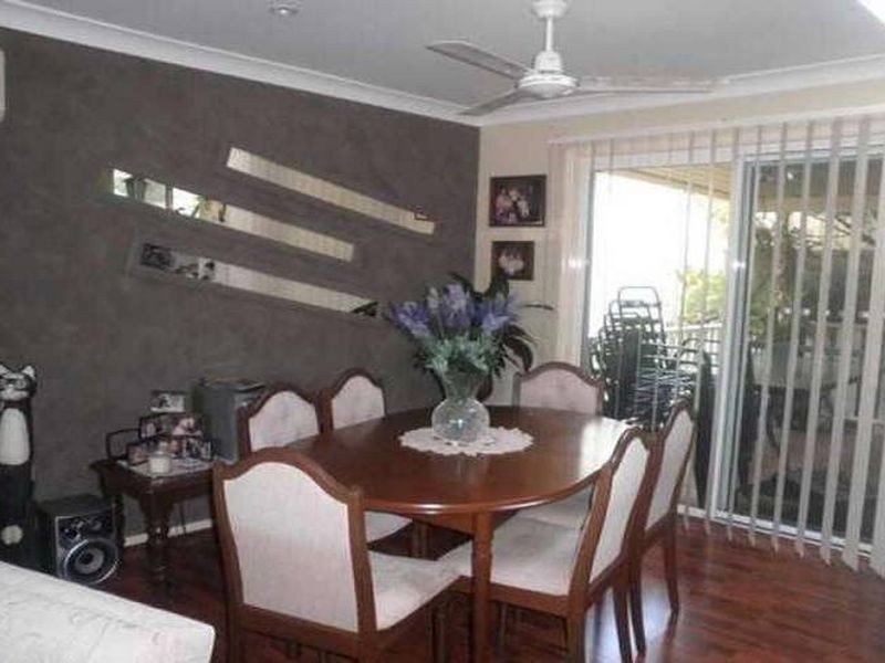 3/4 Louisa Avenue, Highfields NSW 2289