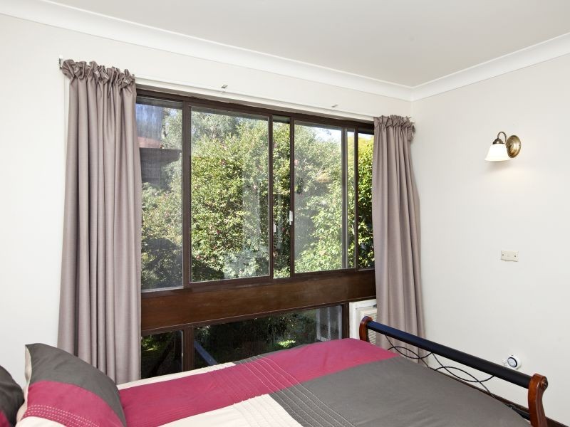 16 Lois Crescent, Cardiff NSW 2285