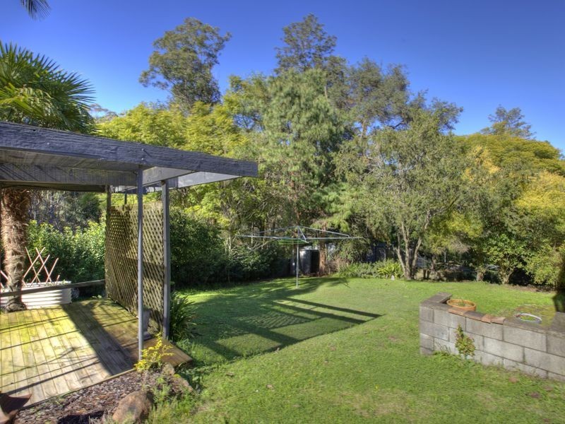 16 Lois Crescent, Cardiff NSW 2285