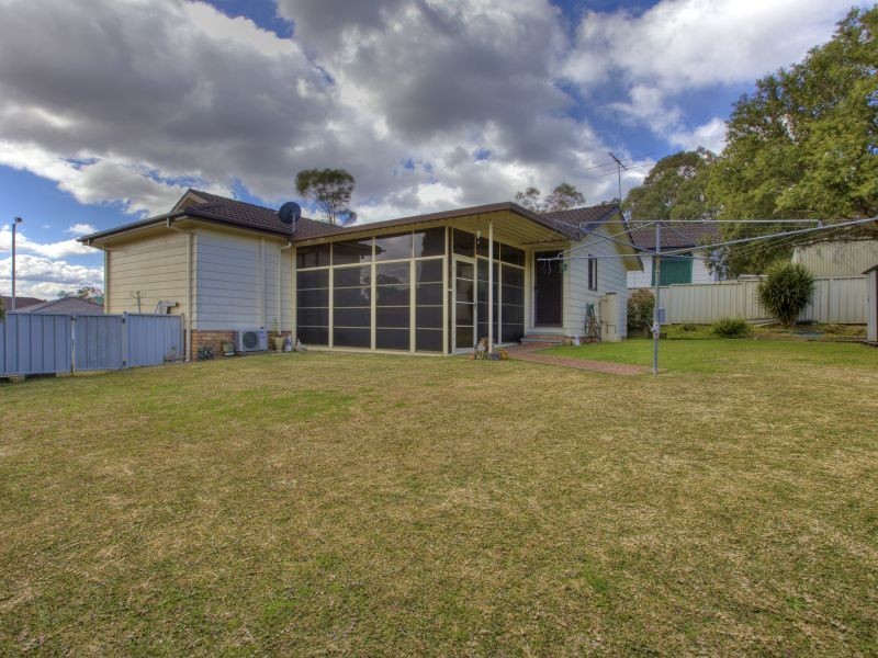 16 Camille Crescent, Cardiff South NSW 2285