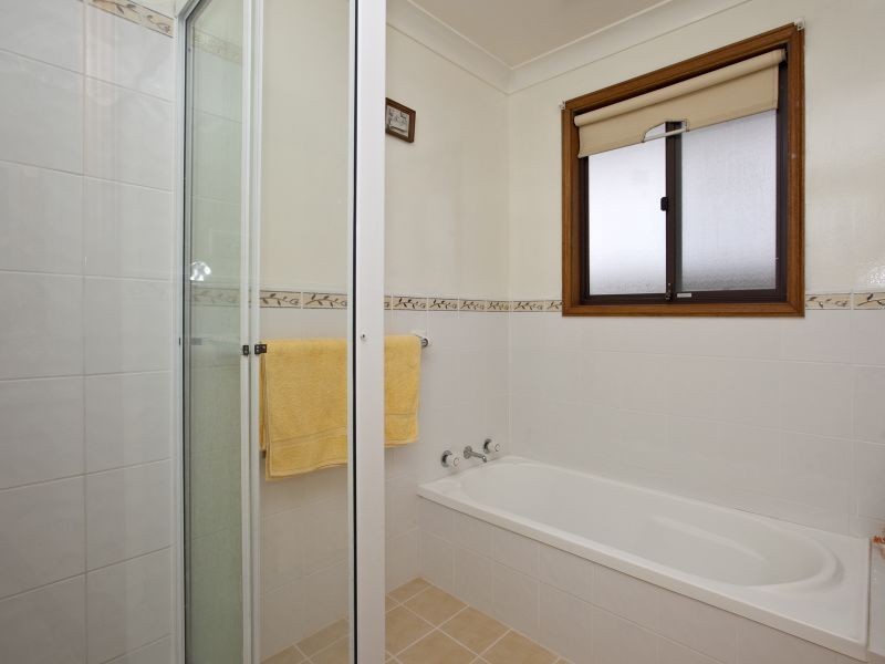 16 Camille Crescent, Cardiff South NSW 2285