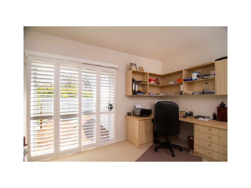 2 Undanbi Lane, Twin Waters QLD 4564