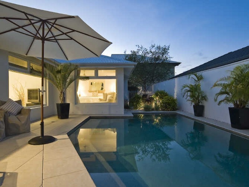 17 Veerings Crescent, Twin Waters QLD 4564
