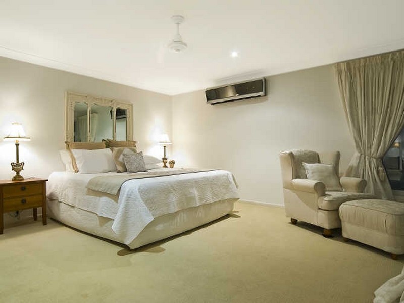 17 Veerings Crescent, Twin Waters QLD 4564