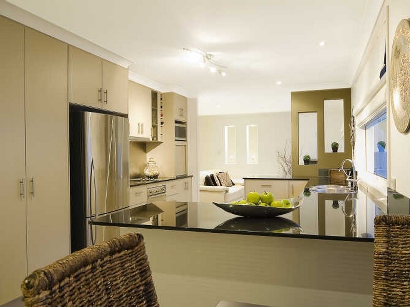 17 Veerings Crescent, Twin Waters QLD 4564