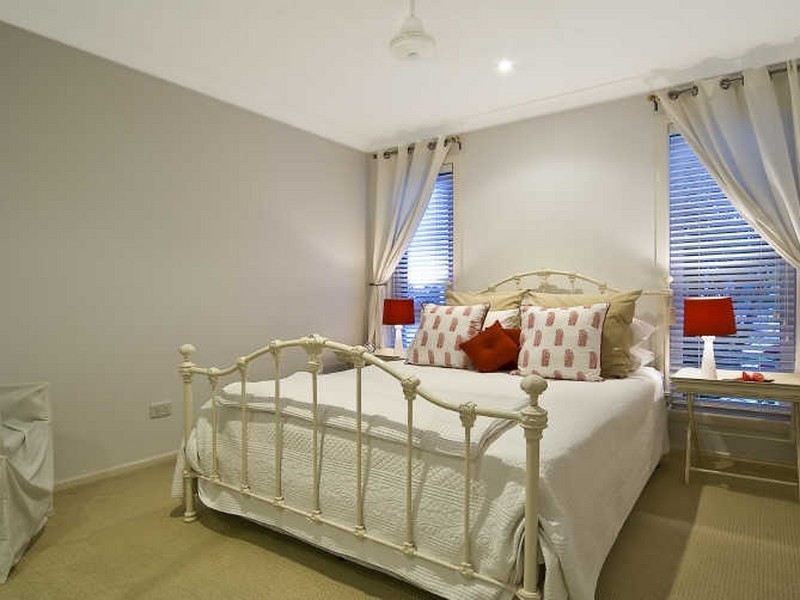 17 Veerings Crescent, Twin Waters QLD 4564