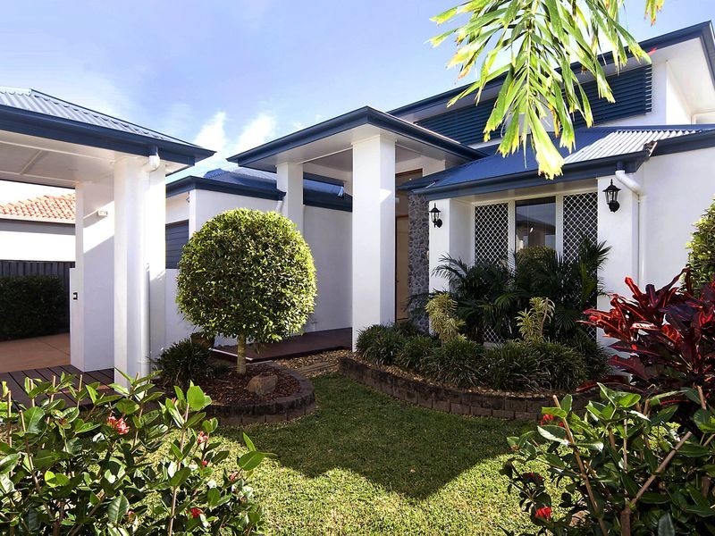 77 Prestwick Drive, Twin Waters QLD 4564