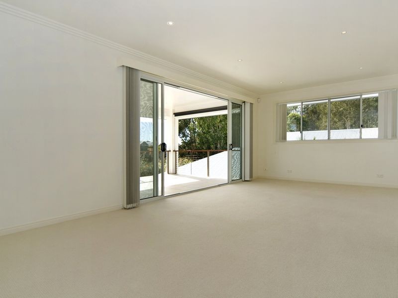 77 Prestwick Drive, Twin Waters QLD 4564