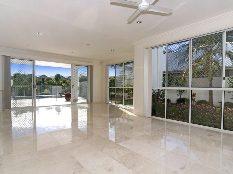 77 Prestwick Drive, Twin Waters QLD 4564