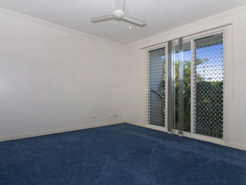 77 Prestwick Drive, Twin Waters QLD 4564