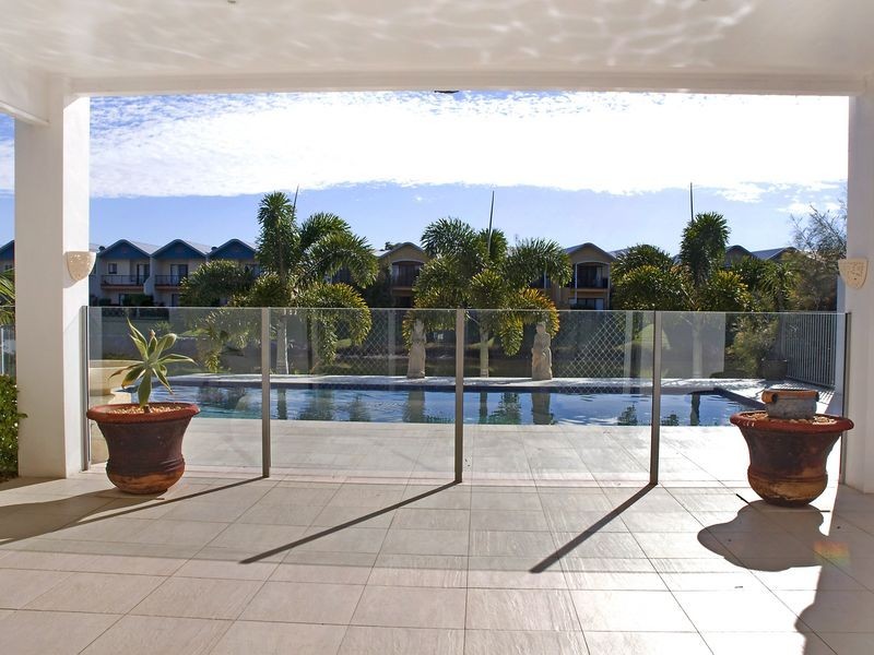 77 Prestwick Drive, Twin Waters QLD 4564