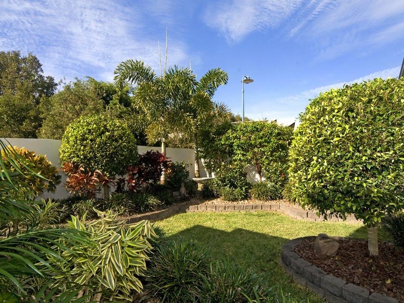 77 Prestwick Drive, Twin Waters QLD 4564