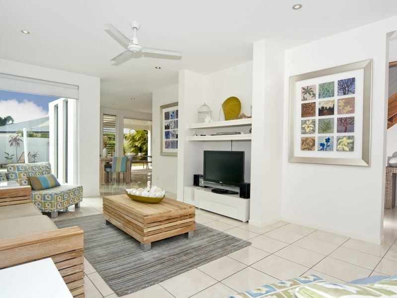 49 Baywater Drive, Twin Waters QLD 4564