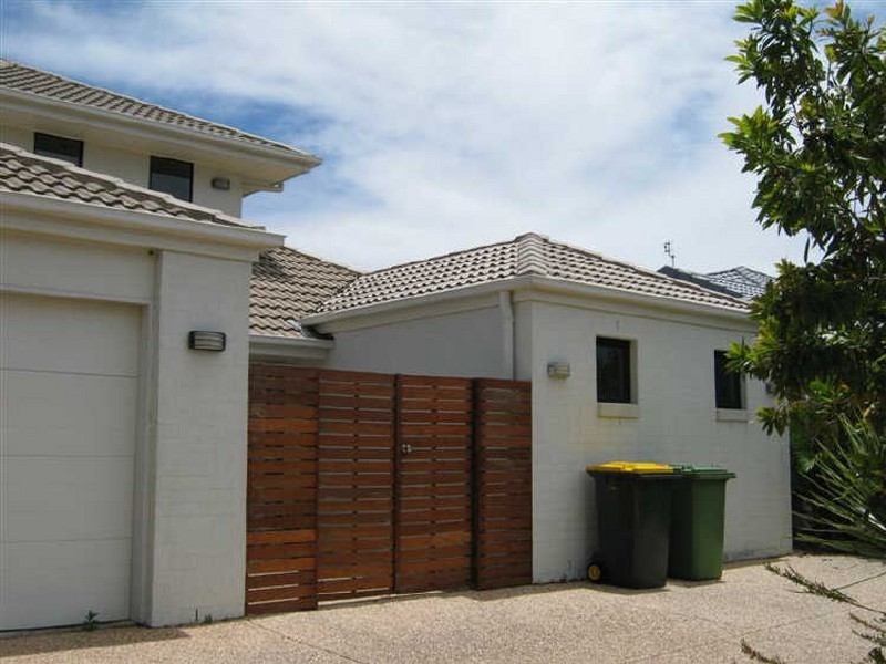 3 Toombra Lane, Twin Waters QLD 4564