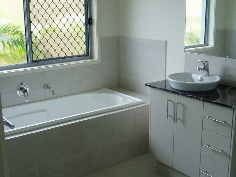 18 Sandhurst Crescent, Peregian Beach QLD 4573