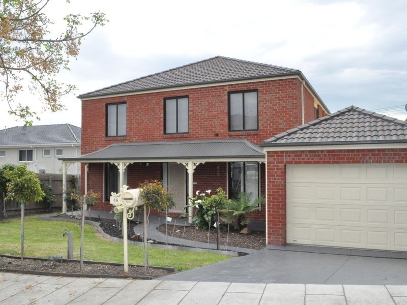 16 Wild Crescent, Roxburgh Park VIC 3064