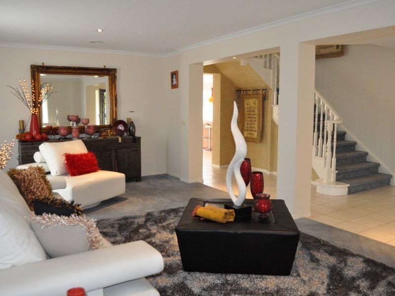 16 Wild Crescent, Roxburgh Park VIC 3064