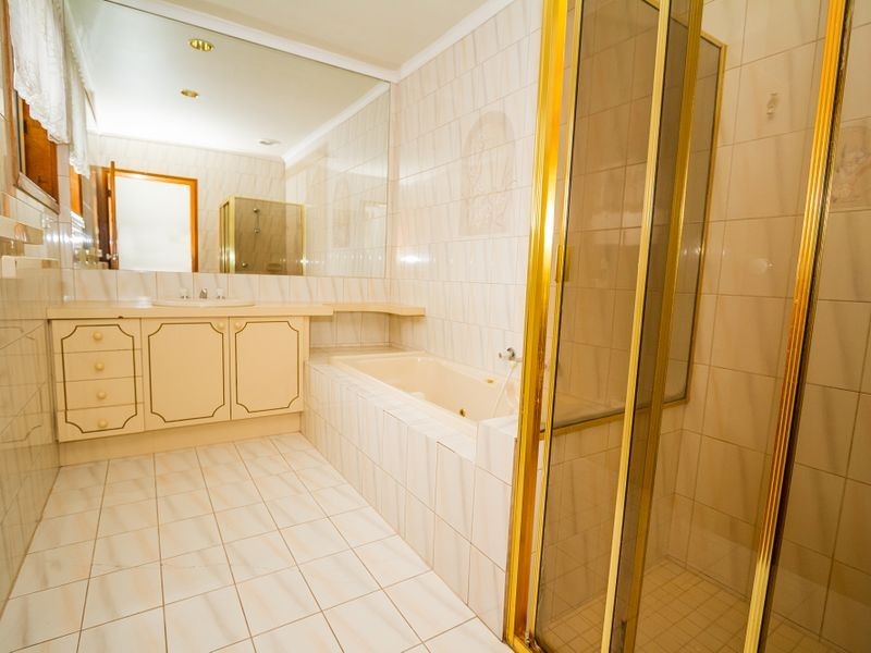 45 Aquanita Crescent, Keilor Downs VIC 3038