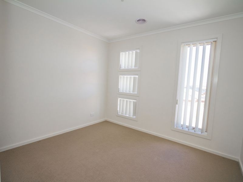 14 David Circuit, Hillside VIC 3037
