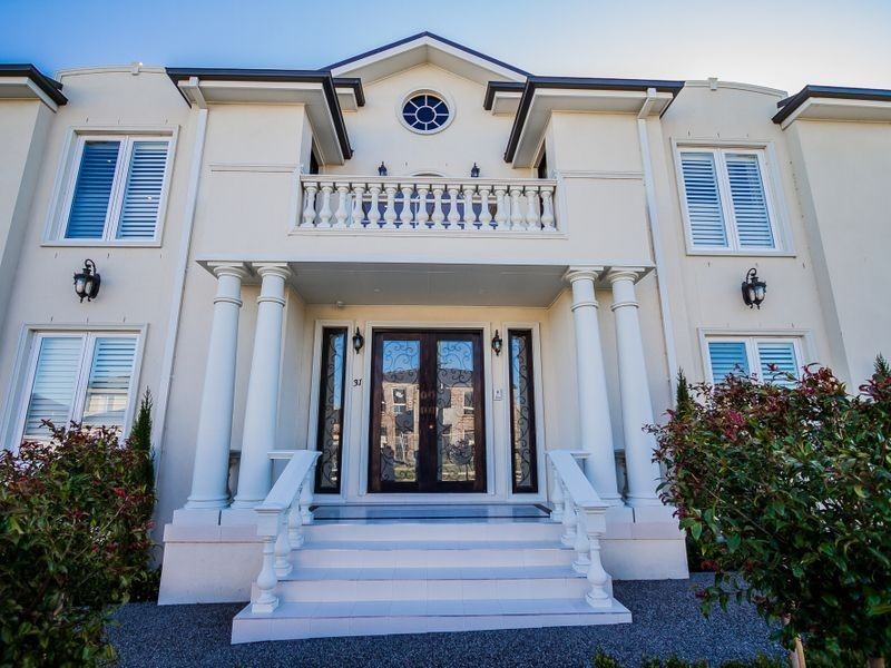 31 Helmsdale Crescent, Greenvale VIC 3059