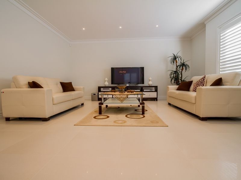 31 Helmsdale Crescent, Greenvale VIC 3059