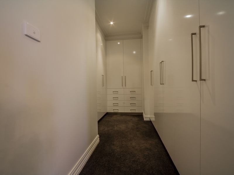 31 Helmsdale Crescent, Greenvale VIC 3059