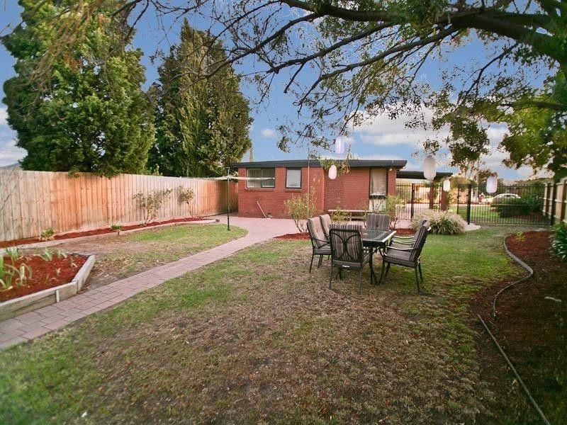 2 Winton Court, Craigieburn VIC 3064